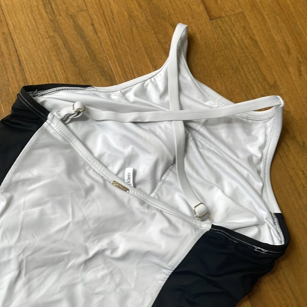 CONSERVATIVE SWIM SUIT 14 | boob hiding swim suit 14 | worn once or twice